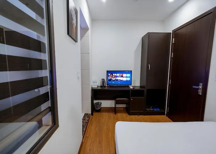 Ivy Bai Chay Hotel
