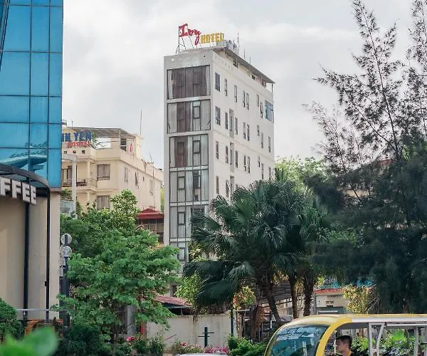 Ivy Bai Chay Hotel