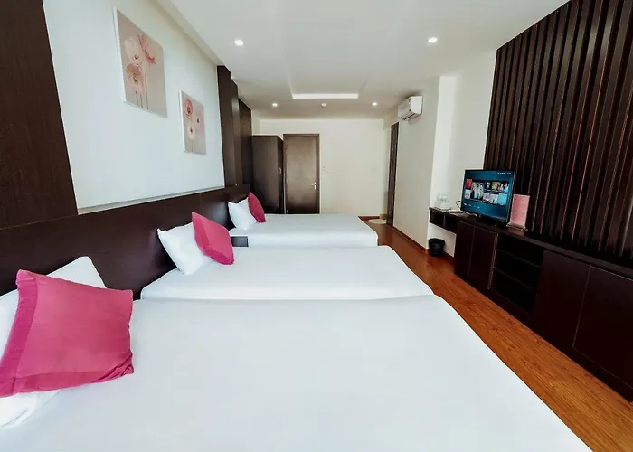 Ivy Bai Chay Hotel Hạ Long