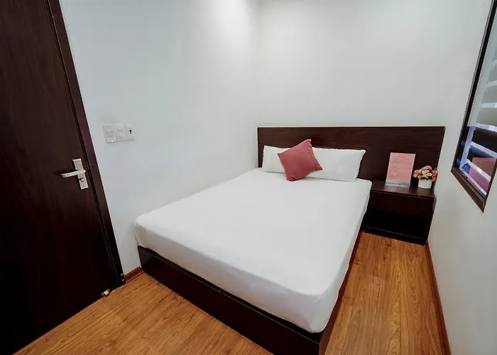 Ivy Bai Chay 2* Hạ Long