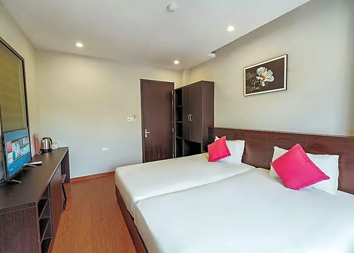 Ivy Bai Chay Hotel