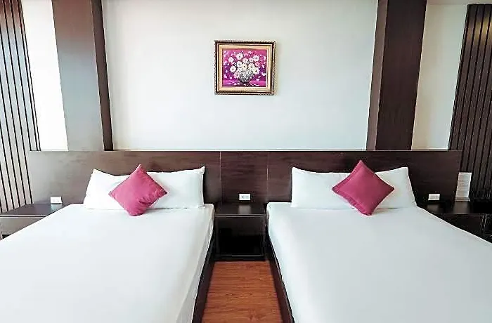 Hotel Ivy Bai Chay